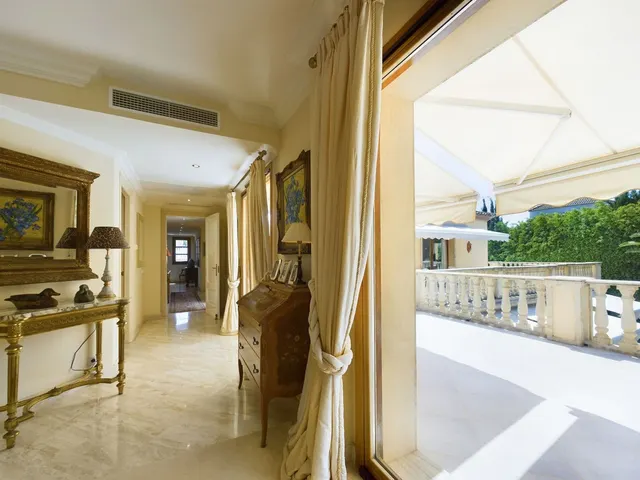 Chalet 4 habitaciones 508m² en venta - Marbella — 38