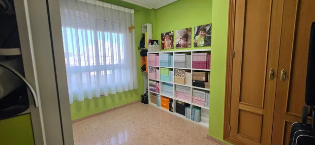 PISO A LA VENTA AMPLIO, LUMINOSO Y CON PLAZA DE GARAGE — 44