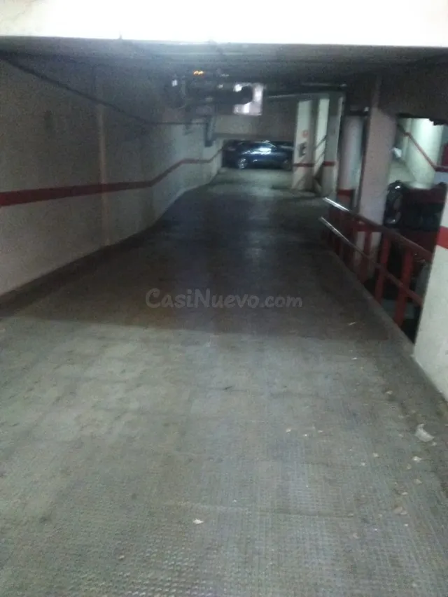 ¡¡¡¡¡Estupenda plaza de Garaje grande y de fácil aparcamient - foto 3
