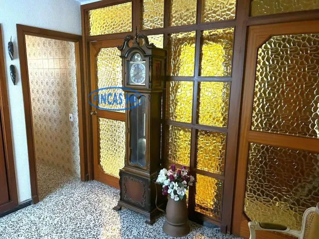 Gran vivienda señorial, centro tradicional con 242 m2. — 6