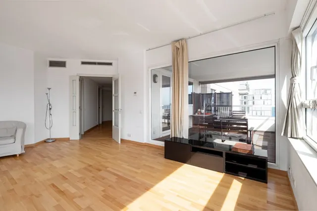 PISO CON VISTAS PANORAMICAS A 270 GRADOS — 8
