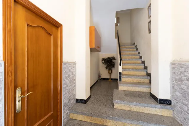 "Vivienda reformada con vistas privilegiadas". — 42