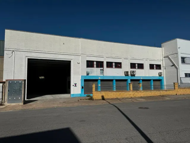NAVE INDUSTRIAL EN REUS — 26