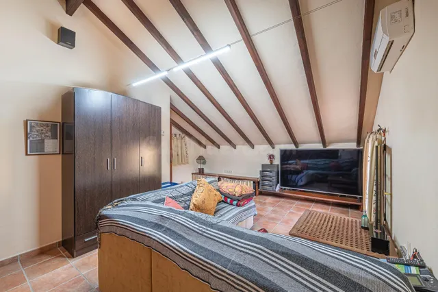 FINCA CON CASA EN VENTA OJEN — 8