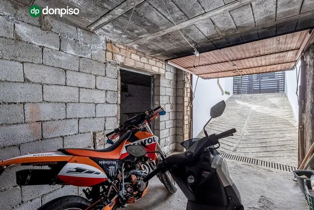 Casa en venta en Monachil (Granada) – Amplia, luminosa y con gran potencial — 40