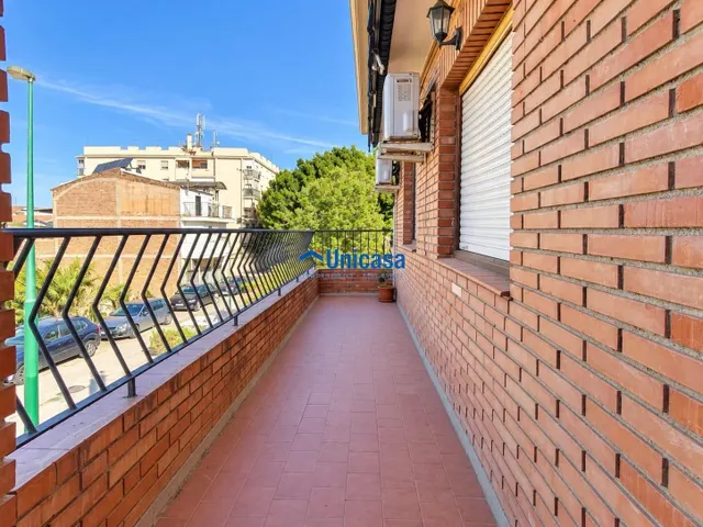 Planta alta · 123 m2 · 4 dormitorios · solárium de 60 m2 — 14