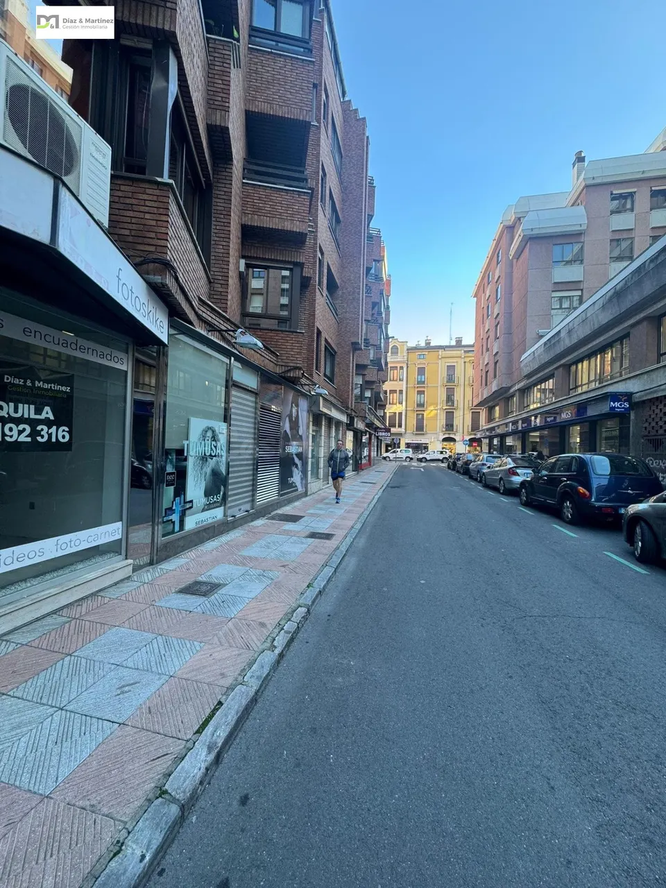 Local Comercial en Alquiler - Centro de León