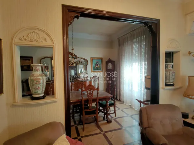 INMOBILIARIA SAN JOSE VENDE GRAN PISO EN AVENIDA DE CHAPÍ DE ELDA — 32