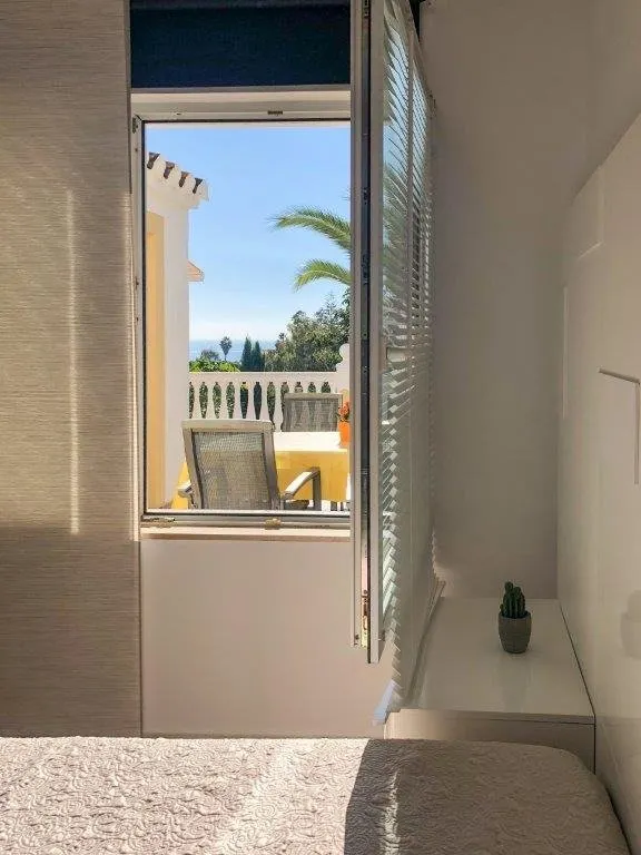 Villa reformada en zona baja de Torremuelle, Benalmádena — 49