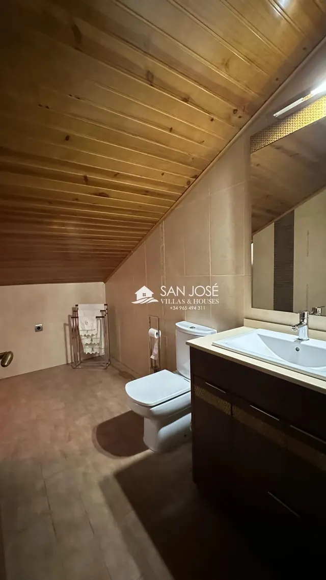VENTA DE ESPECTACULAR CHALET DE LUJO EN ASPE, ZONA CARRETERA DE HONDON — 28