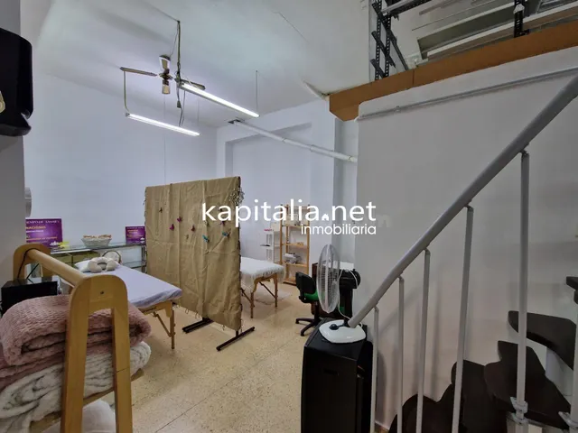 Local disponible en venta o alquiler zona Sant Josep Ontinye - foto 4