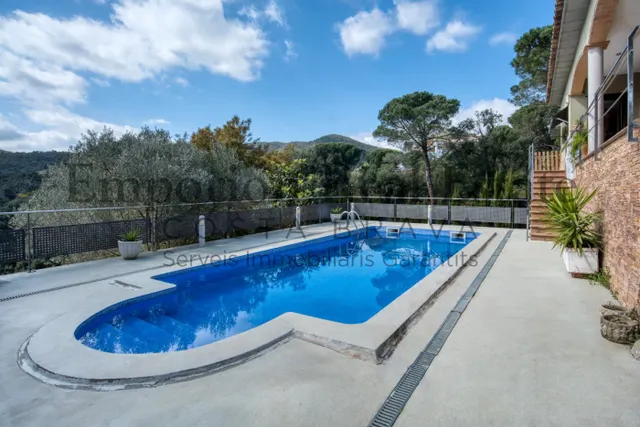 HERMOSA CASA CON PISCINA CERCA DE LA PLAYA - VENTA O ALQUILER CON OPCION A COMPRA — 7