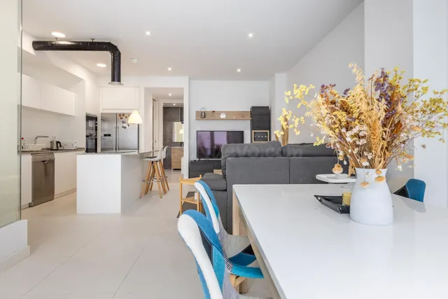 Espectacular bajo vivienda con reforma de diseño en A Coruña - foto 4
