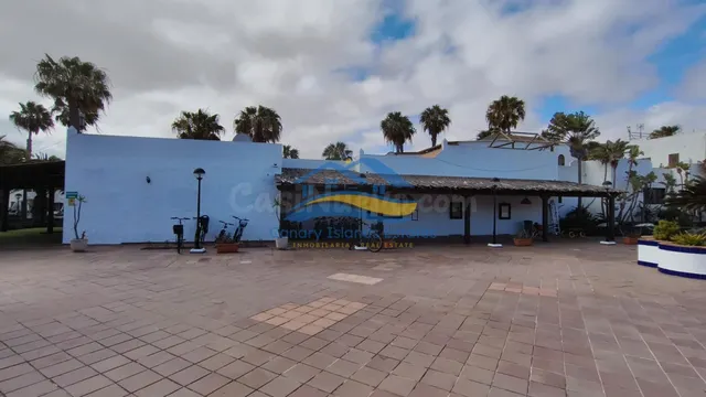 Local Comercial de 298 m2 en Planta Baja + Terraza en Cubier - foto 4