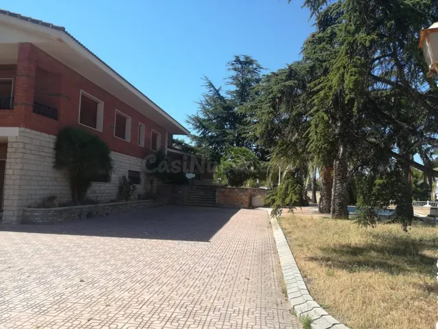 Magnifico chalet de 7120m2, Loma Bada - foto 4