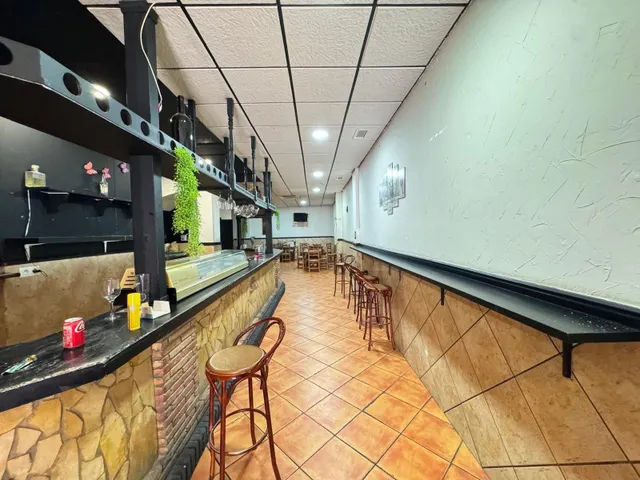 Local comercial 159m² en venta - Estacion de autobuses — 14