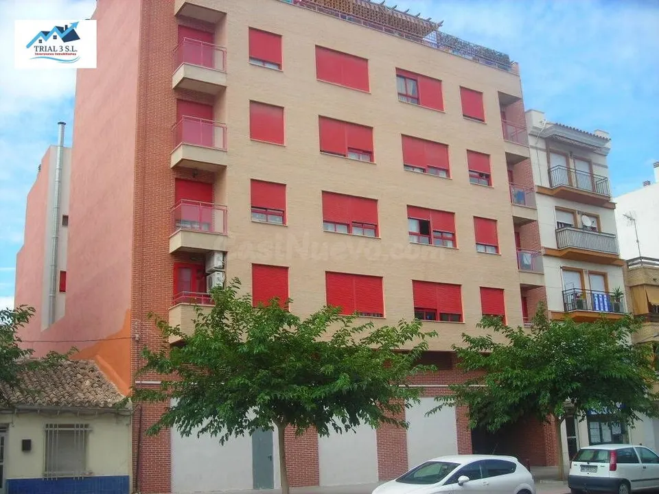 Venta local - almacén en Lorca (Murcia)