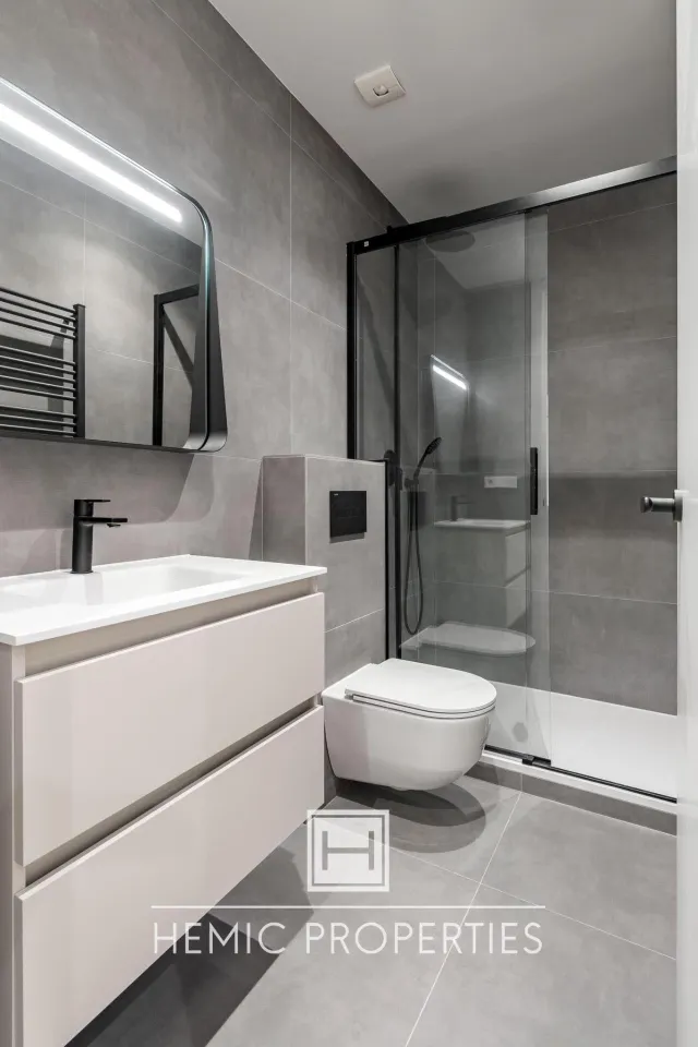 Piso de lujo reformado en Barrio de Salamanca — 18
