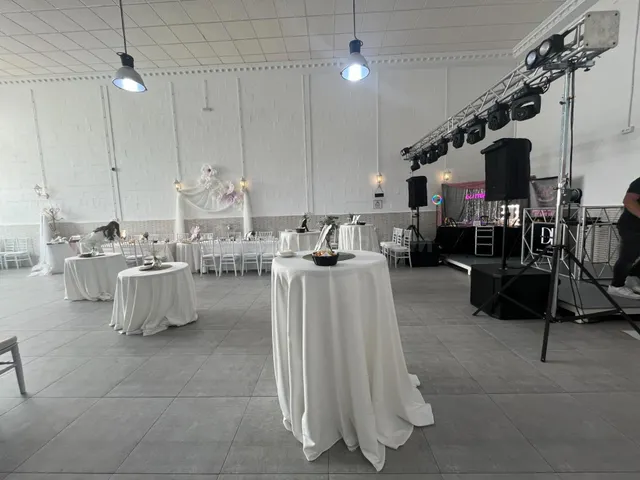 LOCAL PARA CELEBRACIONES — 5