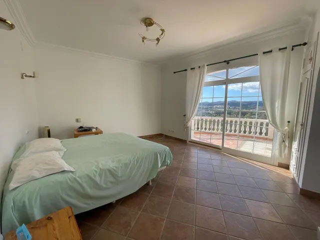 Exclusiva villa en Mijas Golf con vistas a la montaña y piscina privada — 40