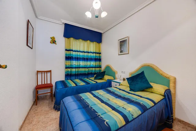 PISO EN TORREVIEJA CERCA DE LA PLAYA DEL CURA — 13