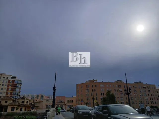 Oportunidad piso venta zona capuchinos concretamente avenida principal vistas despejadas, exterior, 4 dormitorios, 2 baños, garaje, patio, terraza, mejor ver... — 15