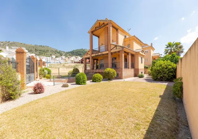 Maravillosa vivienda unifamiliar en Cañadas del Parque — 4