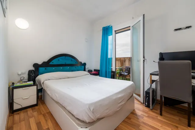 Planta baja con amplia terraza y parking — 29
