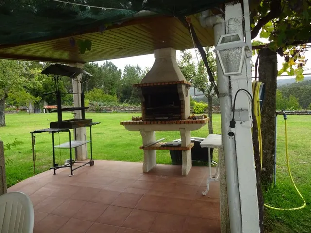 SE VENDE CASA SEÑORIAL PAREADA DE PIEDRA REFORMADA Y EN PERFECTO ESTADO EN PADRON — 7