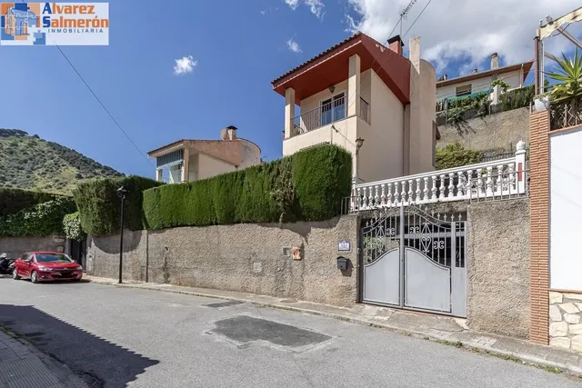 Chalet en Pinos Genil — 37