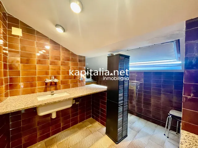Ático duplex con chimenea y vistas panorámicas — 8
