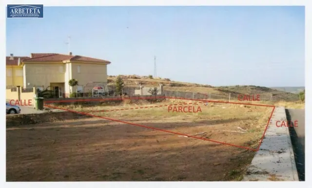 INMOBILIARIA ARBETETA VENDEPARCELA URBANA URBANIZABLE EN HOR - foto 2