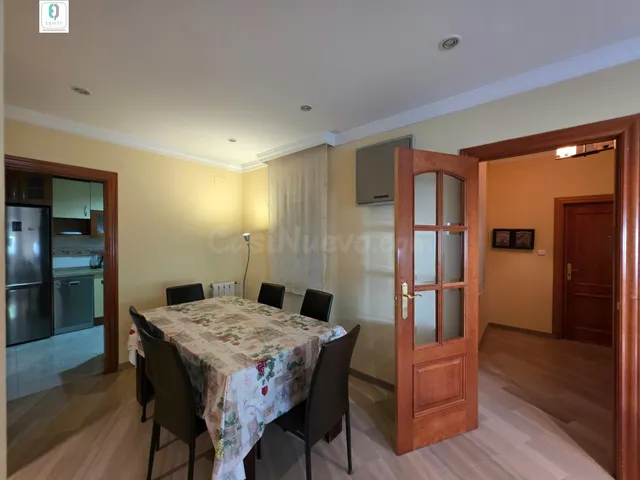 GRAN PISO DE 3 DORMITORIOS Y 2 BAÑOS EN LA MEJOR UBICACIÓN - foto 4