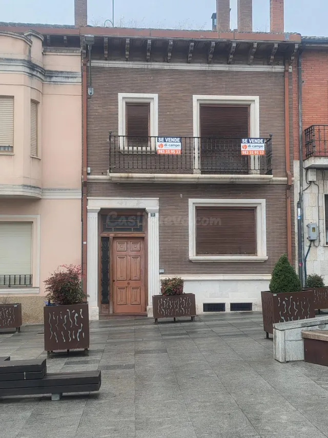 Casa en Plaza Mayor de Iscar, Valladolid — 2