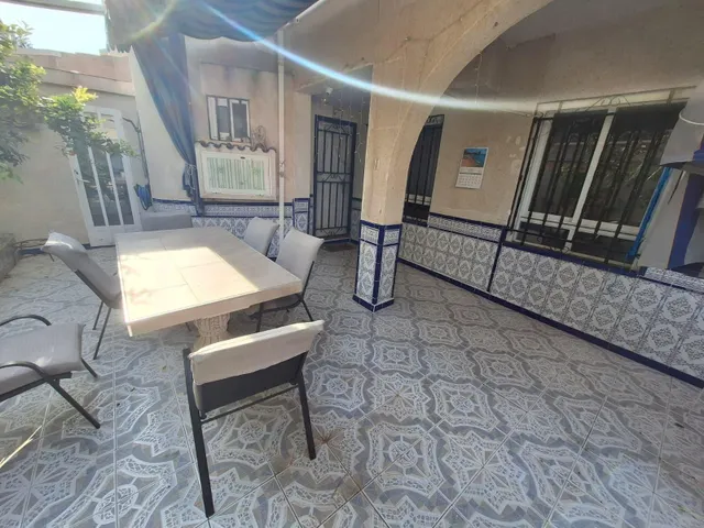 Amplio Quad en Torrevieja, Ideal para Reformar - €209,900 — 6