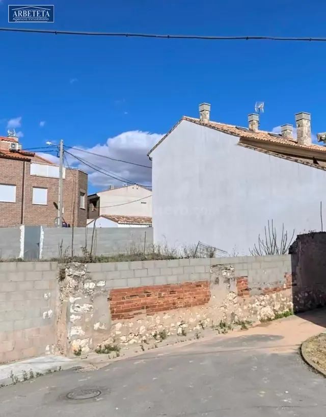 INMOBILIARIA ARBETETA VENDE TERRENO URBANO-URBANIZABLE EN VA - foto 2