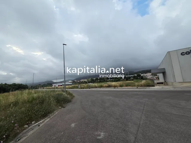 Parcela industrial urbanizada a la venta en Ontinyent - foto 5