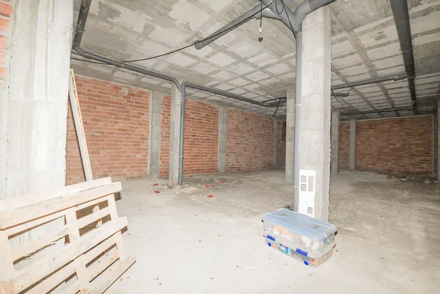 Local comercial 187m² en venta - Centro — 10