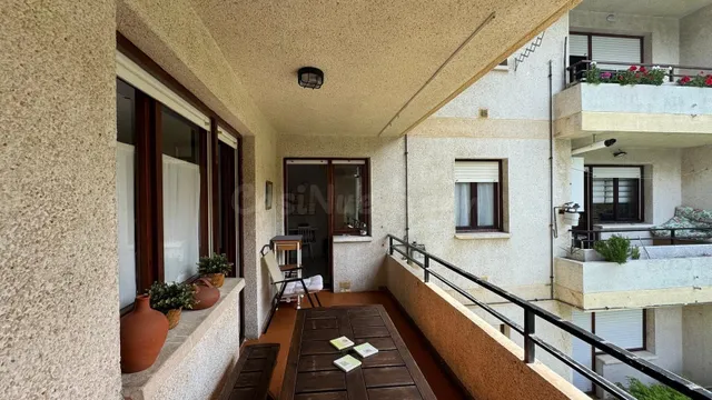 PISO DE 3 DORMITORIOS CON APARCAMIENTO EN URBANIZACIÓN EL ES - foto 2