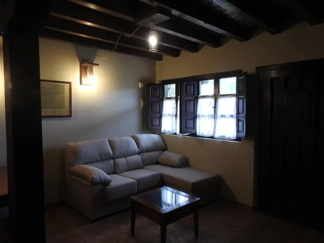 POSADA CON MUCHO ENCANTO EN CABUÉRNIGA.- — 37