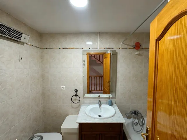Chalet adosado en ciudad jardín — 16