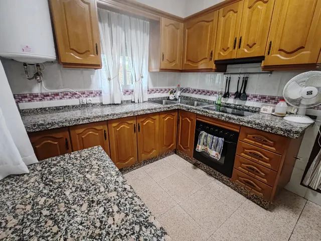 Chalet independiente con piscina y parcela de 1.221 m2 en Las Quemadillas. Córdoba — 9