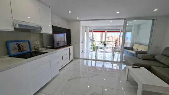 ESPECTACULAR APARTAMENTO REFORMADO — 18