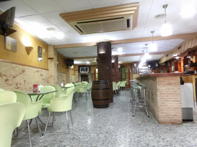 ¿LO TUYO ES LA HOSTELERÍA..?, ESTE ES TU LOCAL - POSIBILIDAD DE OPCIÓN COMPRA — 8