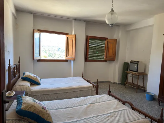 Casa de pueblo en restabal ( el valle) — 19