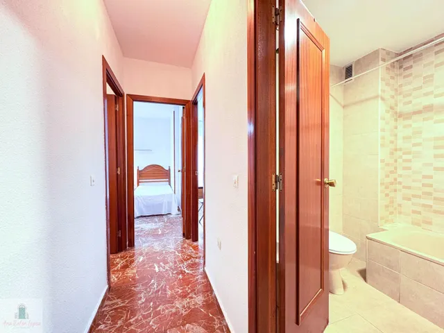 En venta en Valdepasillas, junto a Sinforiano Madroñero — 45