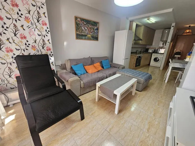 Tu casa frente al mar, tu sitio favorito – Piso con balcón y - foto 4