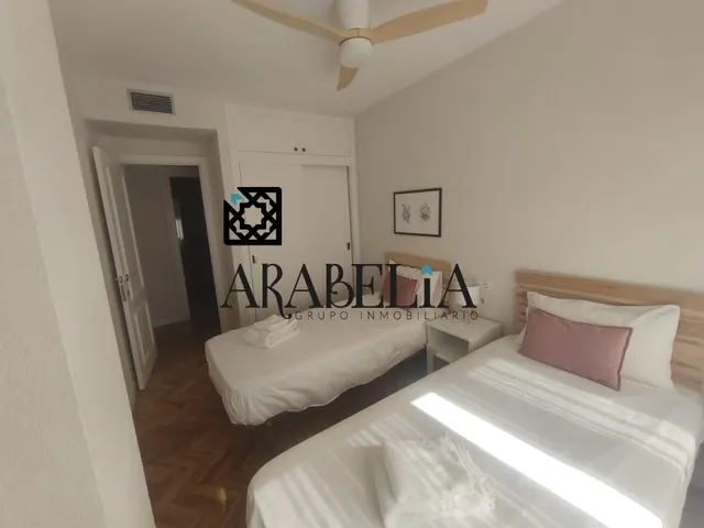 ¡Espectacular piso con LICENCIA TURÍSTICA, garaje y trastero en el CENTRO! — 15
