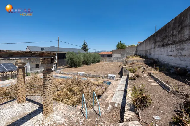 TERRENO URBANO BARRIO MONACHIL — 9