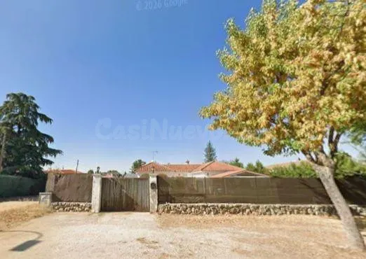 Amplio Chalet en Eurovillas, Nuevo Baztán - Oportunidad de R